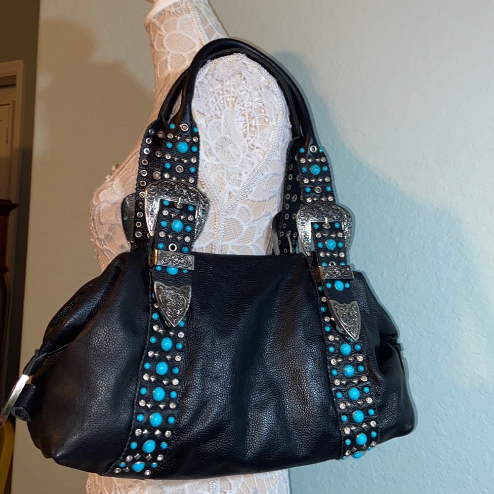 Charm & Luck pebbled Leather black and Turquoise shoulder bag